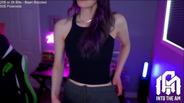 Lilbittyliv/ leaked private content