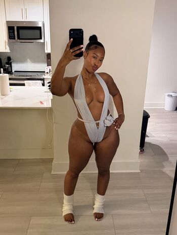 Uluvmybush desnuda leaked private content