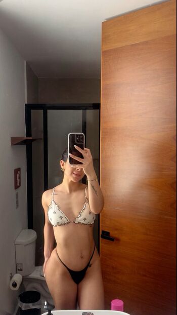 Joanna offiziell/ leaked private content