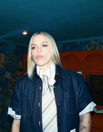 Morekatie/ leaked private content