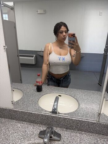 Denipon/ leaked private content