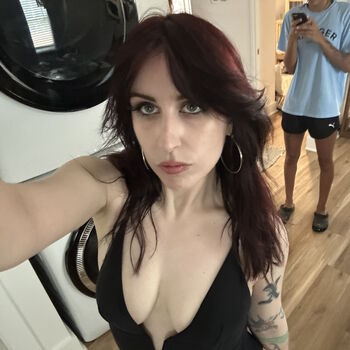 Itsyourhazel onlyfans leaked private content