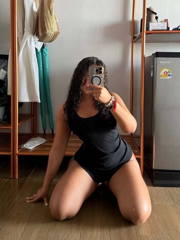Kaylabud/ leaked private content
