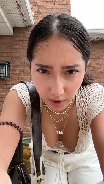 Alexandra maria lara/ leaked private content