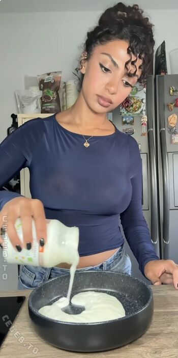 Lorien gugich/ leaked private content