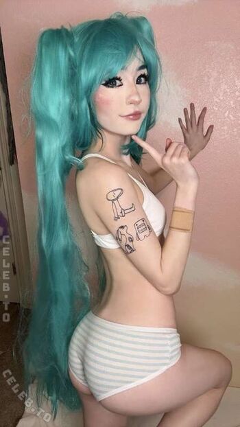 Kamya buch/ leaked private content