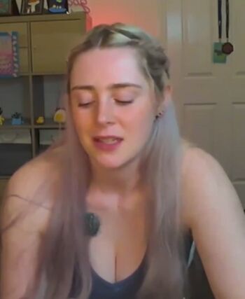 Queenegirl/ leaked private content