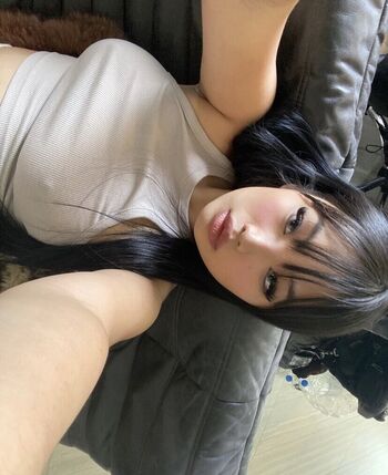 Haesicks  page leaked private content