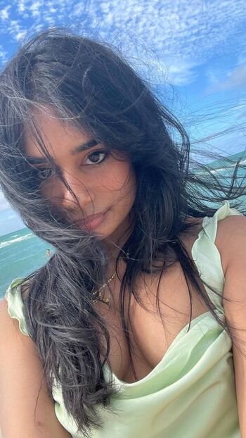 Valentina sm/ leaked private content