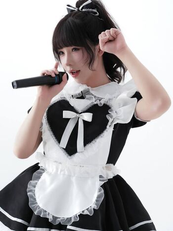 Shiliuyelei leaked private content