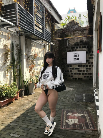 Shiliuyelei leaked private content