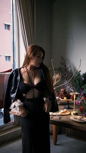 Haesicks / leaked private content
