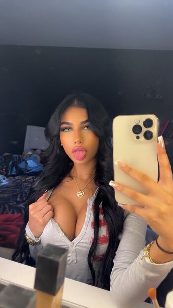 Kiki daniels/ leaked private content