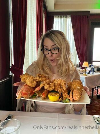 Dindondin/ leaked private content