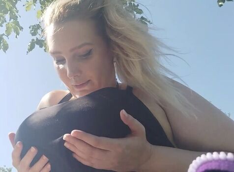 Sttaringart/ leaked private content