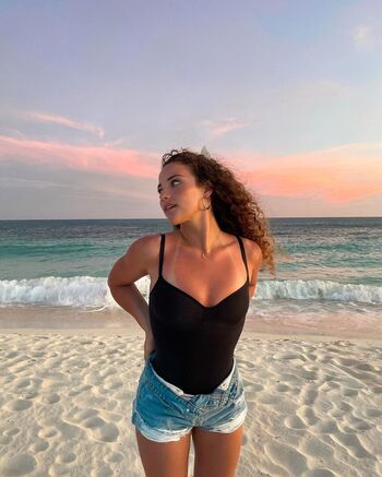 Sofie dossi leaked private content
