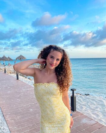 Sofie dossi leaked private content