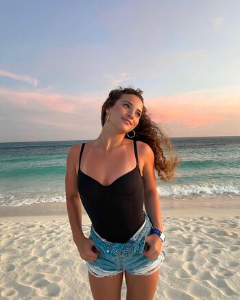 Sofie dossi leaked private content