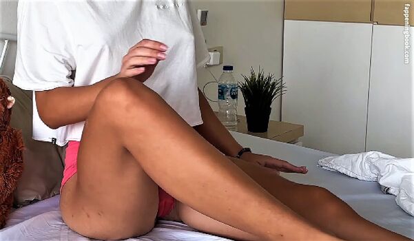 Haesicks / leaked private content