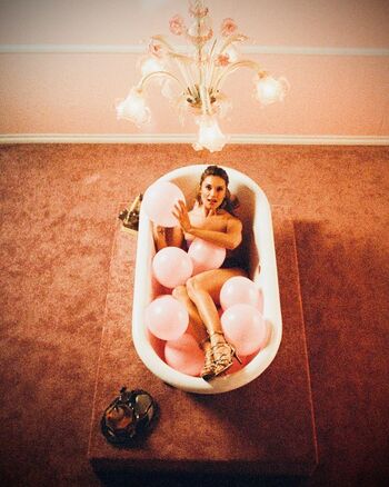Sydney sweeney/ leaked private content
