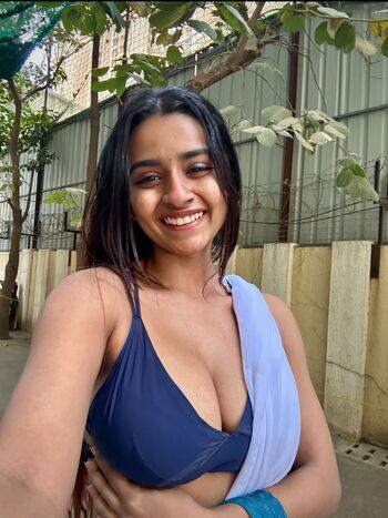 Suhana khan leaked private content