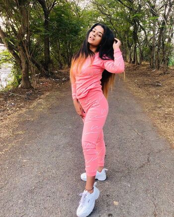Suhana khan leaked private content