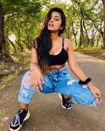 Suhana khan leaked private content