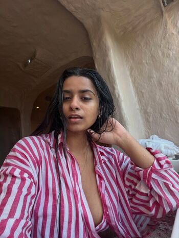 Suhana khan leaked private content