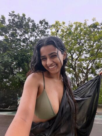 Suhana khan leaked private content