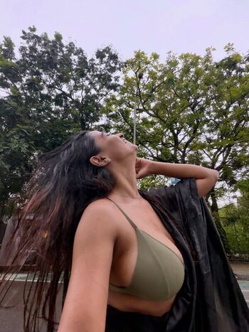 Suhana khan leaked private content