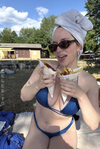 Lyssa chapman leaked private content