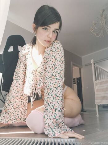 Popsodapeaches/ leaked private content