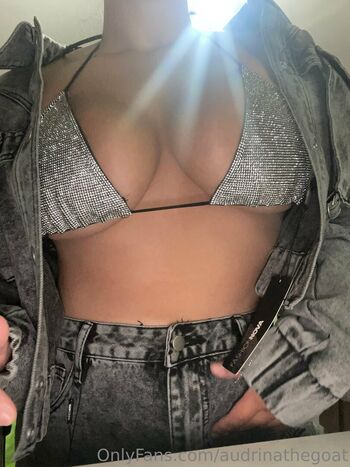 April oneil/ leaked private content