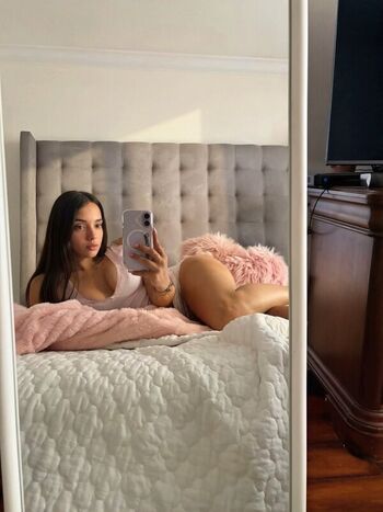 Julia logan/ leaked private content