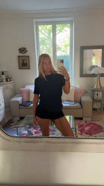 Haesicks / leaked private content