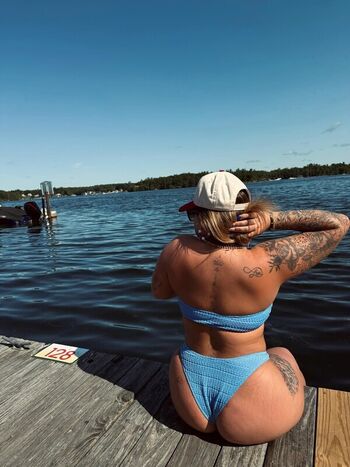 Lochnessafree/ leaked private content