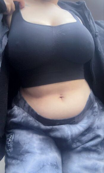 Tittykona leaked private content