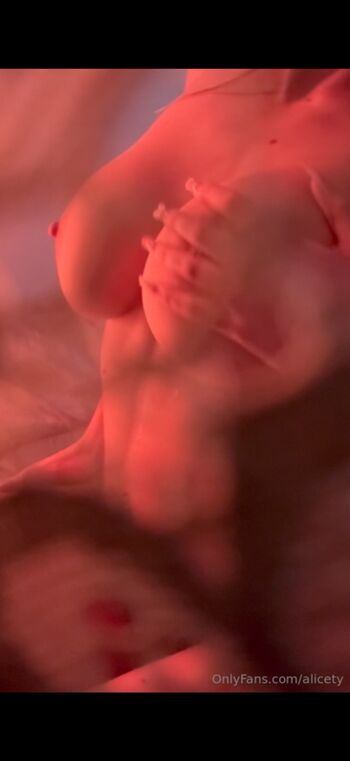 Frau kopf/ leaked private content