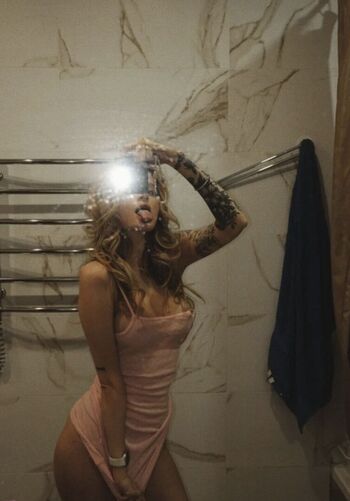 Julia logan/ leaked private content