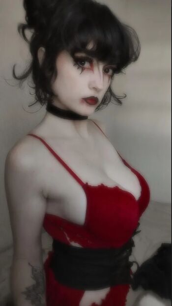 Momorianyan/ leaked private content