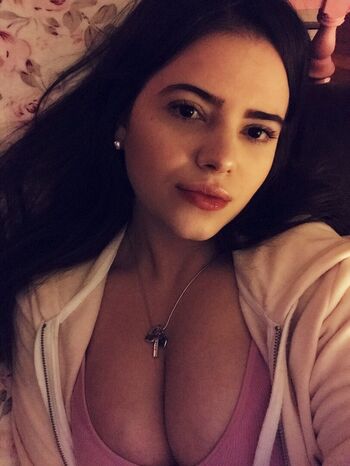 Vanessinator leaked private content