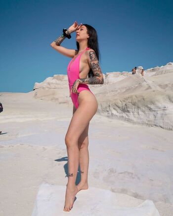 Cesca uncencored/ leaked private content