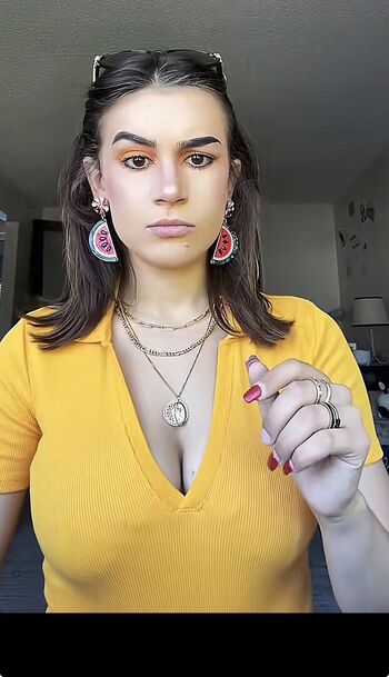 Yeinly castro/ leaked private content