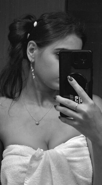 Luxuraa/ leaked private content
