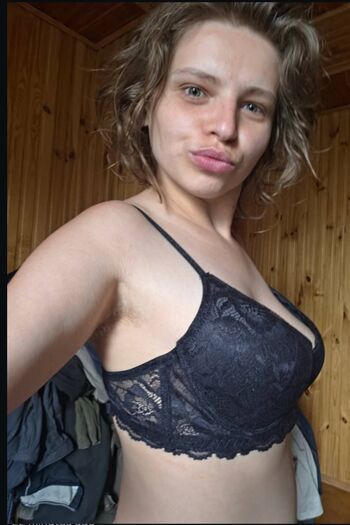 Emilyssworld nua leaked private content