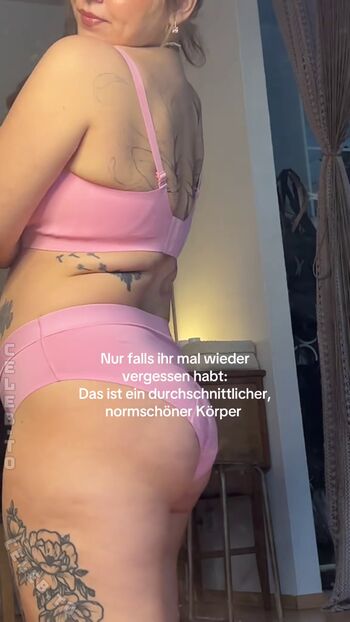 Vixencecos/ leaked private content