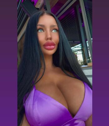 Yunging/ leaked private content