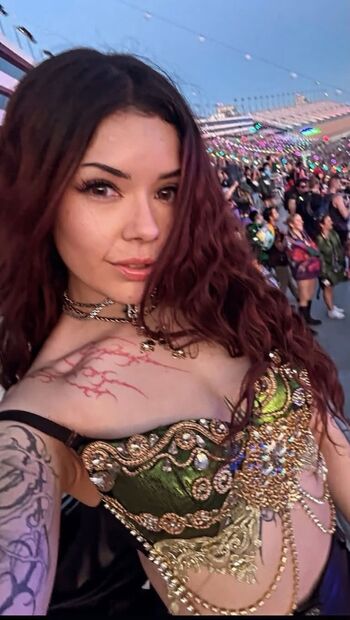Wavy brin leaked private content
