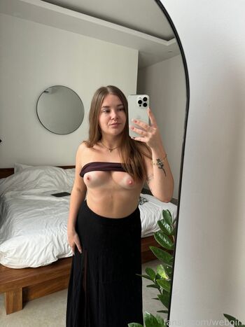 Sttaringart/ leaked private content