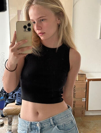 Freshmanevasky/ leaked private content